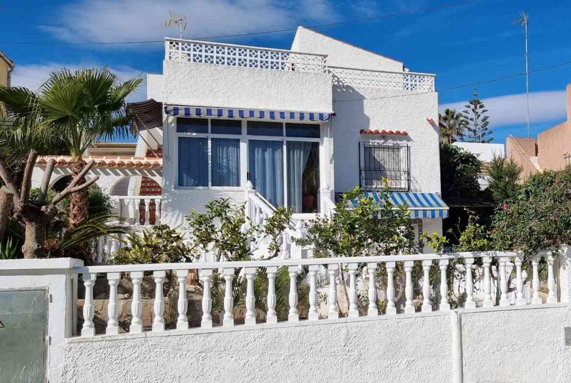 Villa for sale in Pinar de Campoverde by Pinar Properties